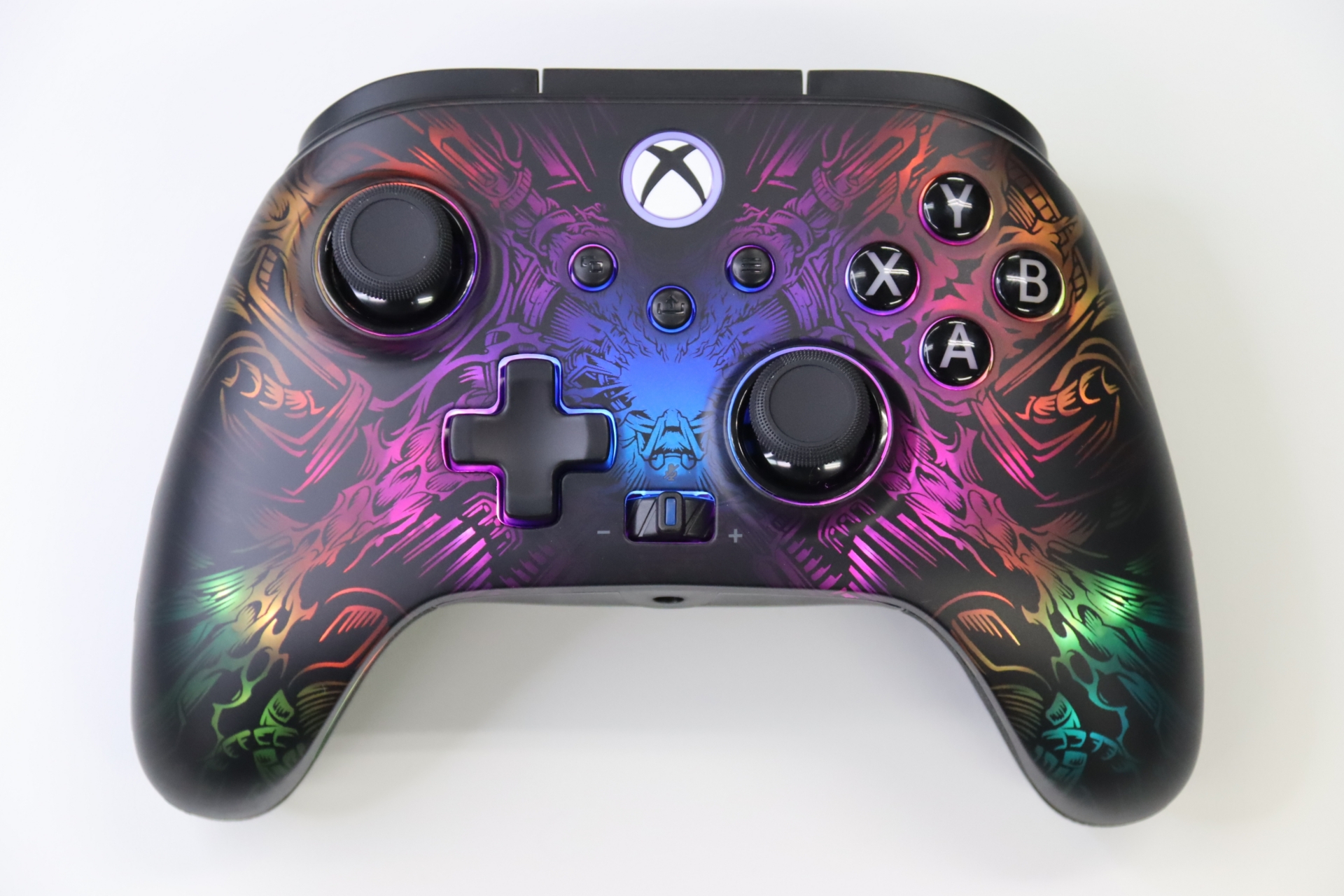 「フュージョン・プロ・ワイヤレスコントローラー for Xbox Series X|S with ルメクトラ」