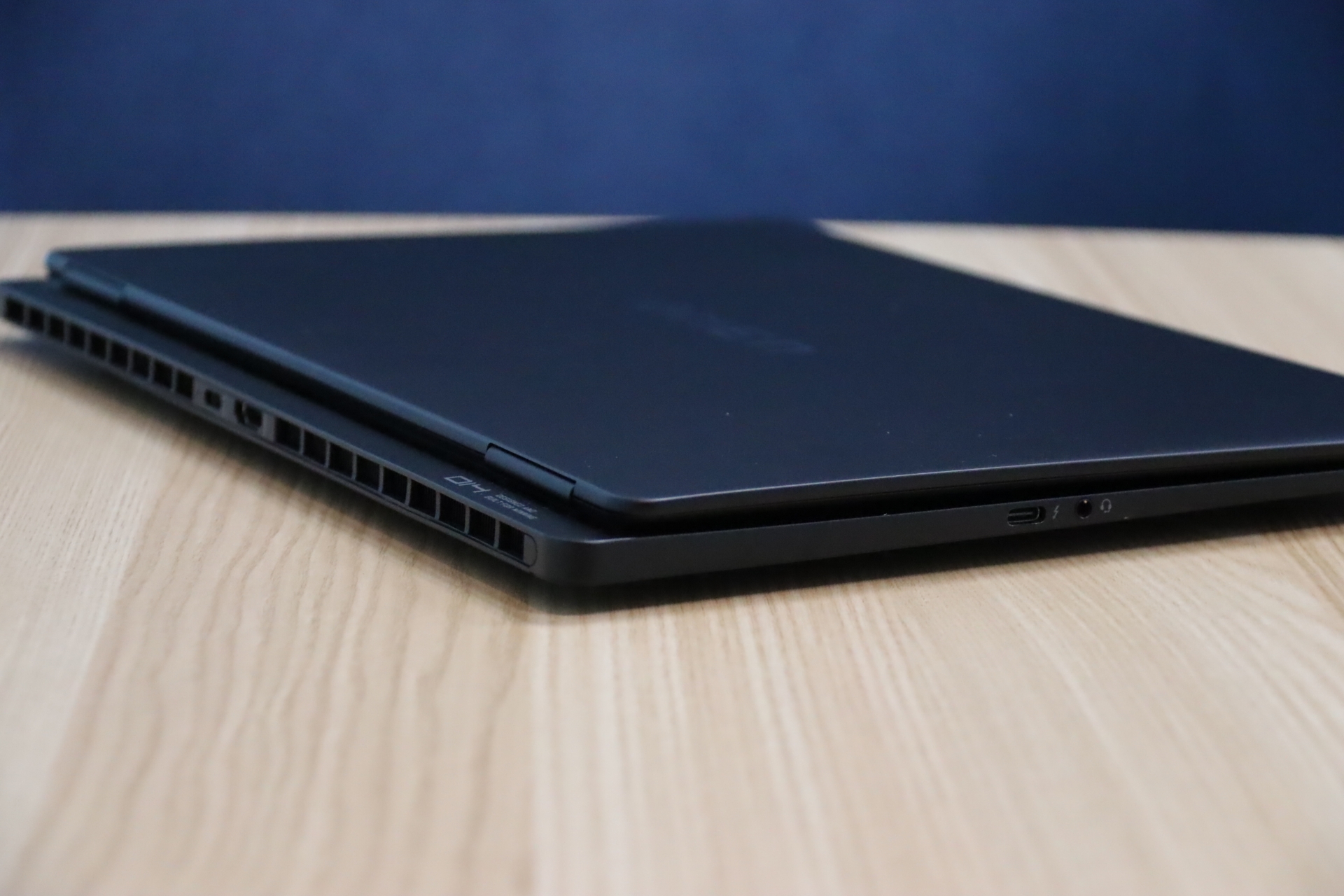 電源にはUSB-Cポートを使用する。4Kでの外部出力にも対応する