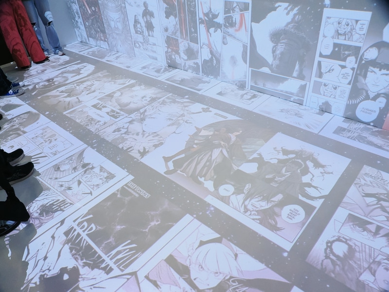 こちらは同ブース横に設けられたイマーシブゾーン。コミックスのプロモーションのようだ