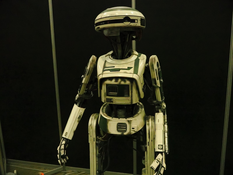 いずれも音響装置などと合わせて展示されており、来場者が間近で撮影できるほどの距離感