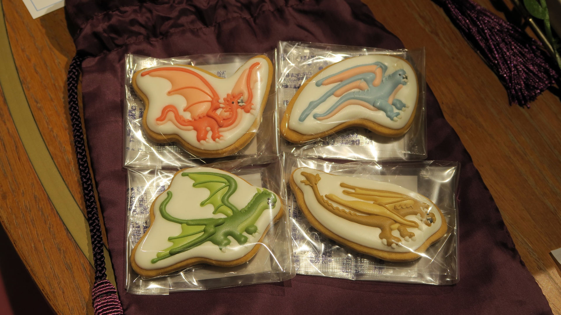 ドラゴンアイシングクッキー