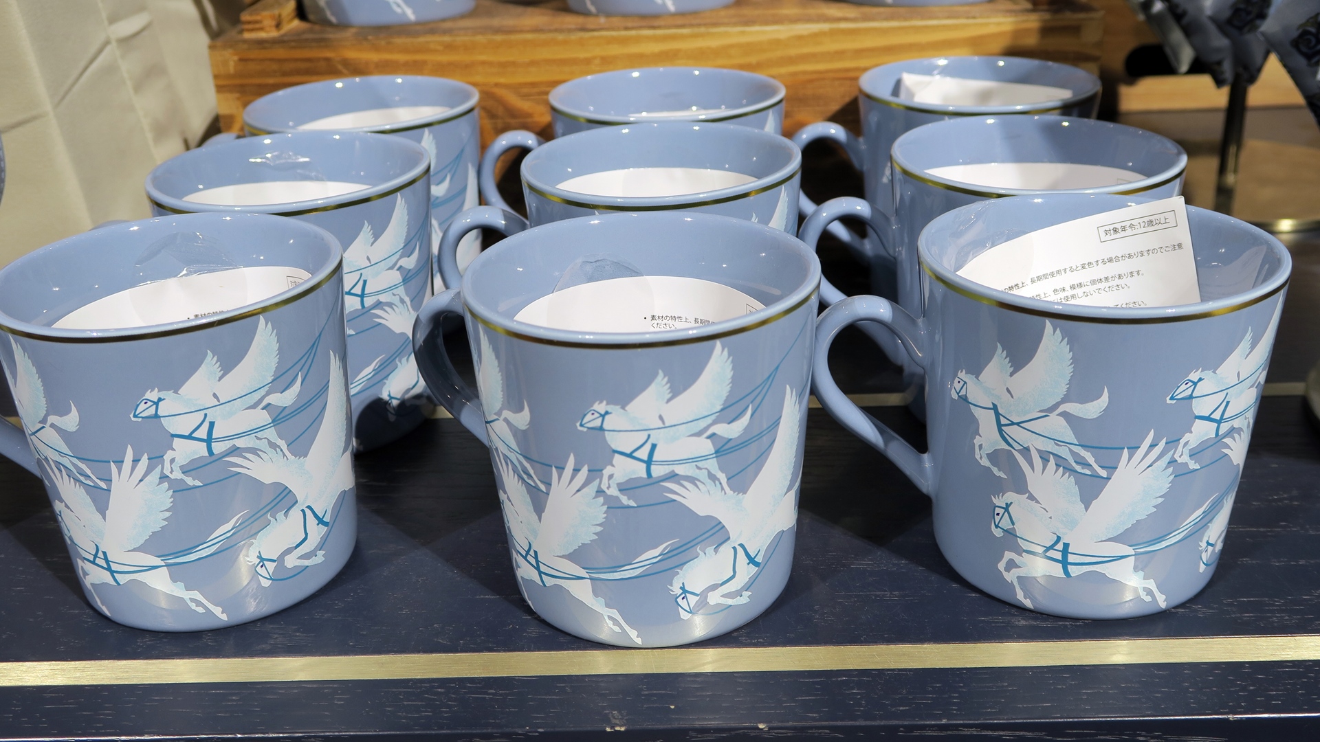 ショップでは新作グッズも多数登場しており、施設内はどこも賑わっていた