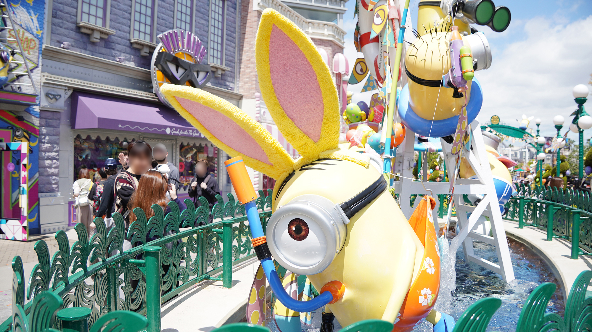 ミニオン・パーク内のイースター装飾