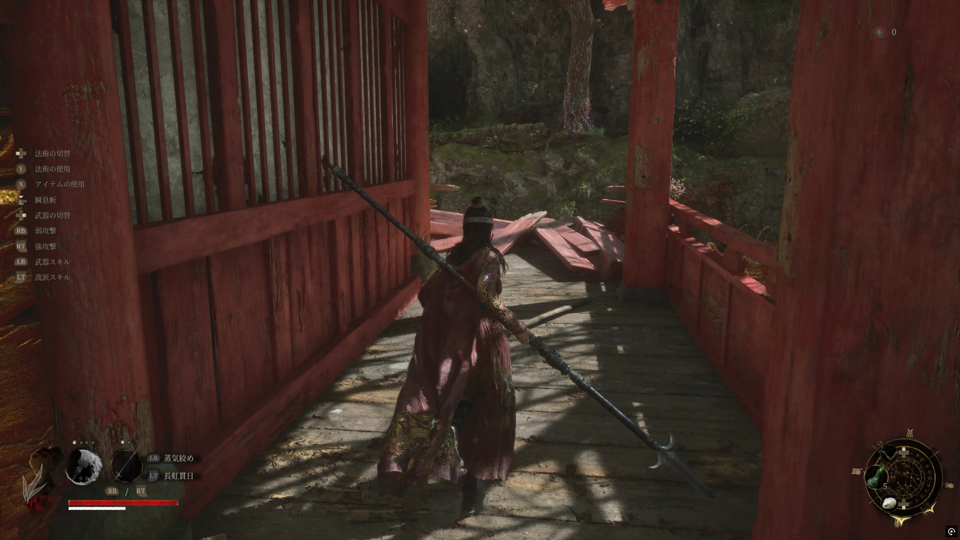 中華風の美しい自然・建造物に加え、世界感にマッチする形でダークファンタジー路線のダンジョンも数多く用意されている