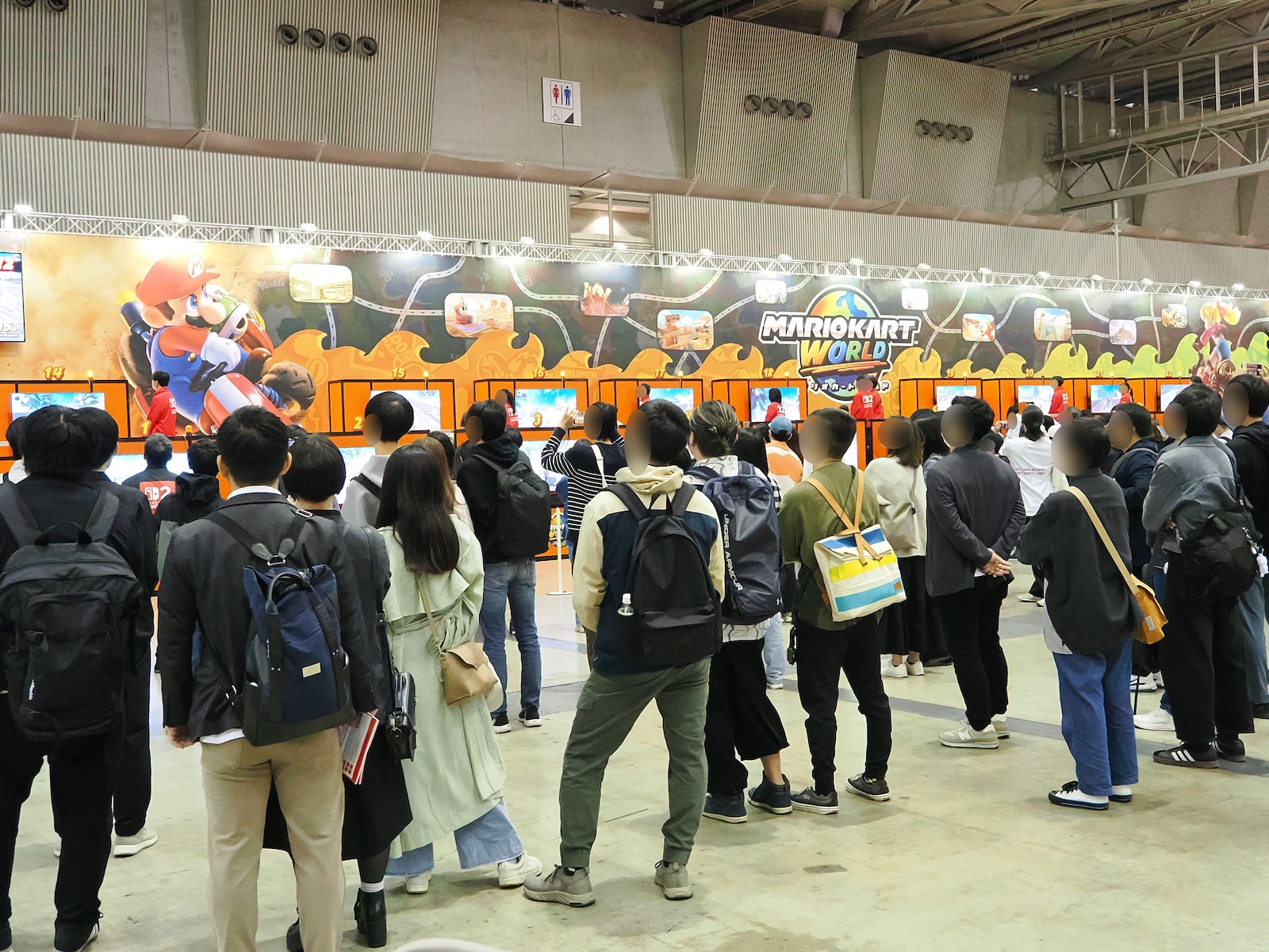 もう一つがこちらの「サバイバル体験」ブース