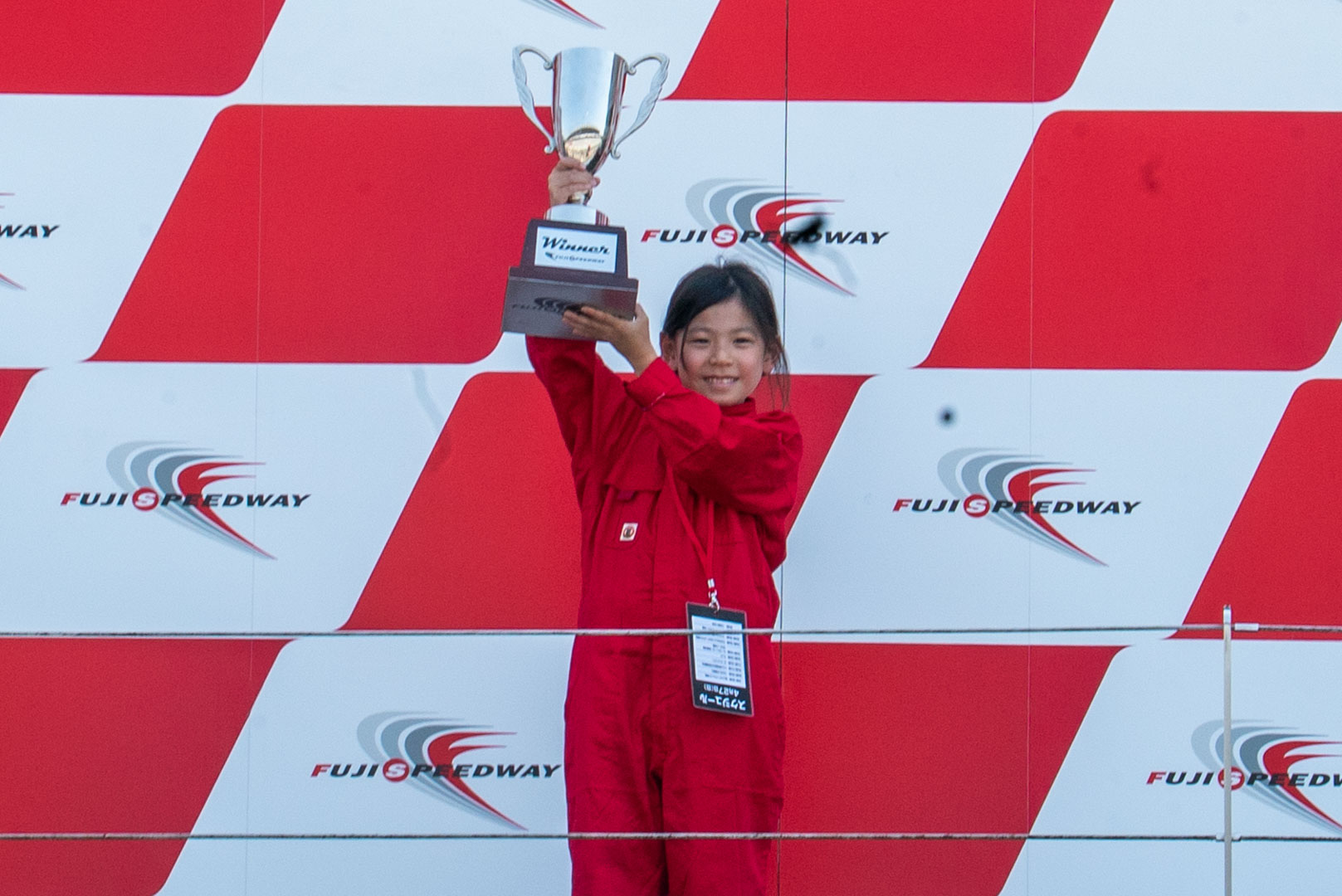 今回の優勝は初の女性レーサー