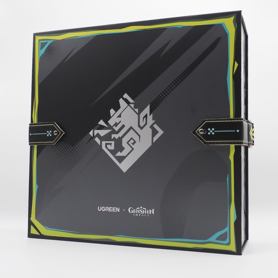 「UGREEN×原神」ギフトボックスが到着。かなり大きい