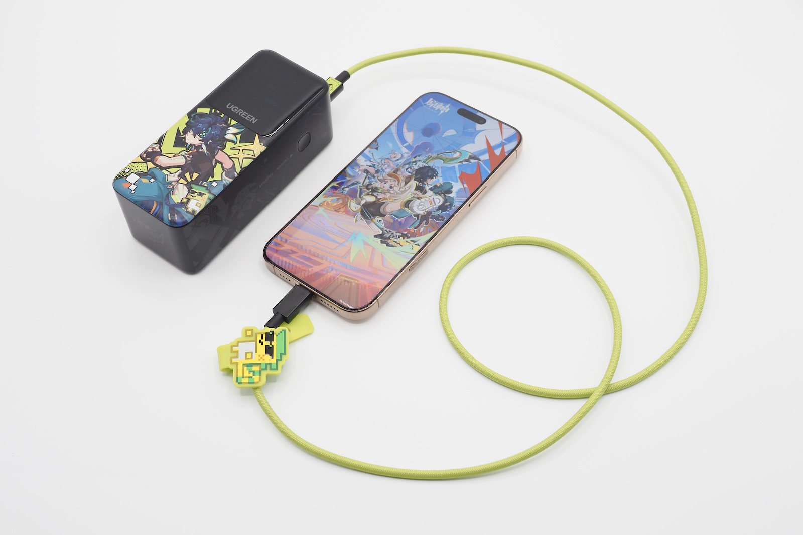 100W充電に対応しているため、原神モデルのモバイルバッテリーと組み合わせたい