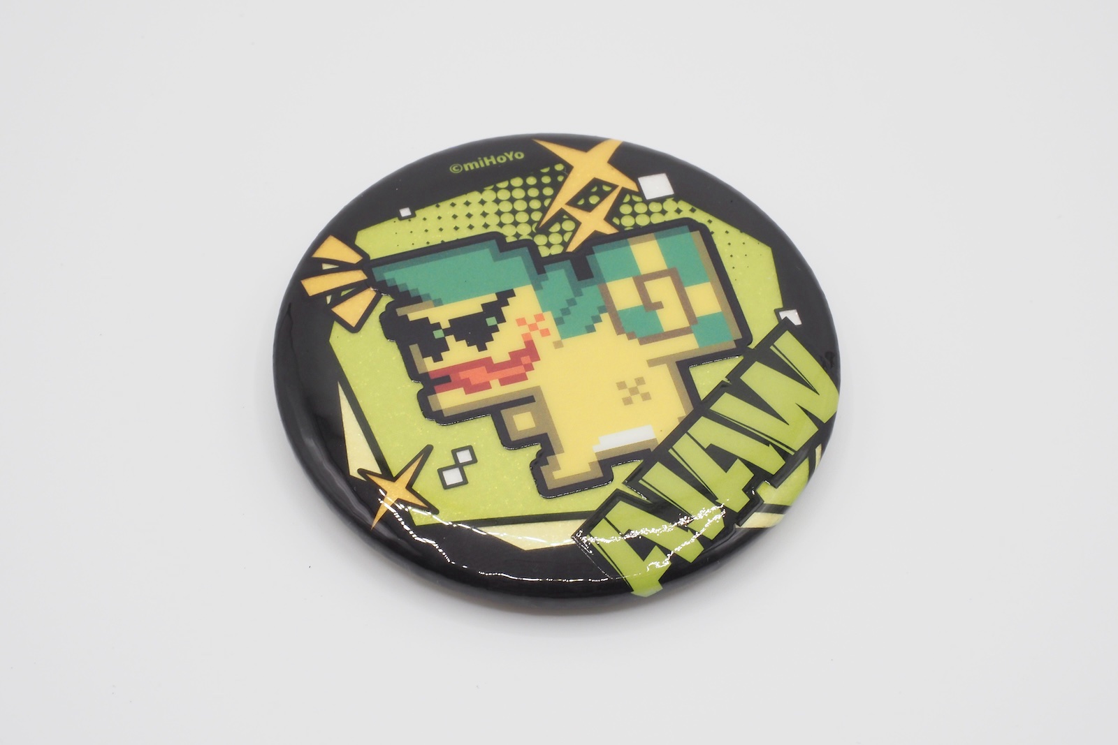 パンチの効いたアハウのマグネット。冷蔵庫の中を全部食べてしまいそうだ