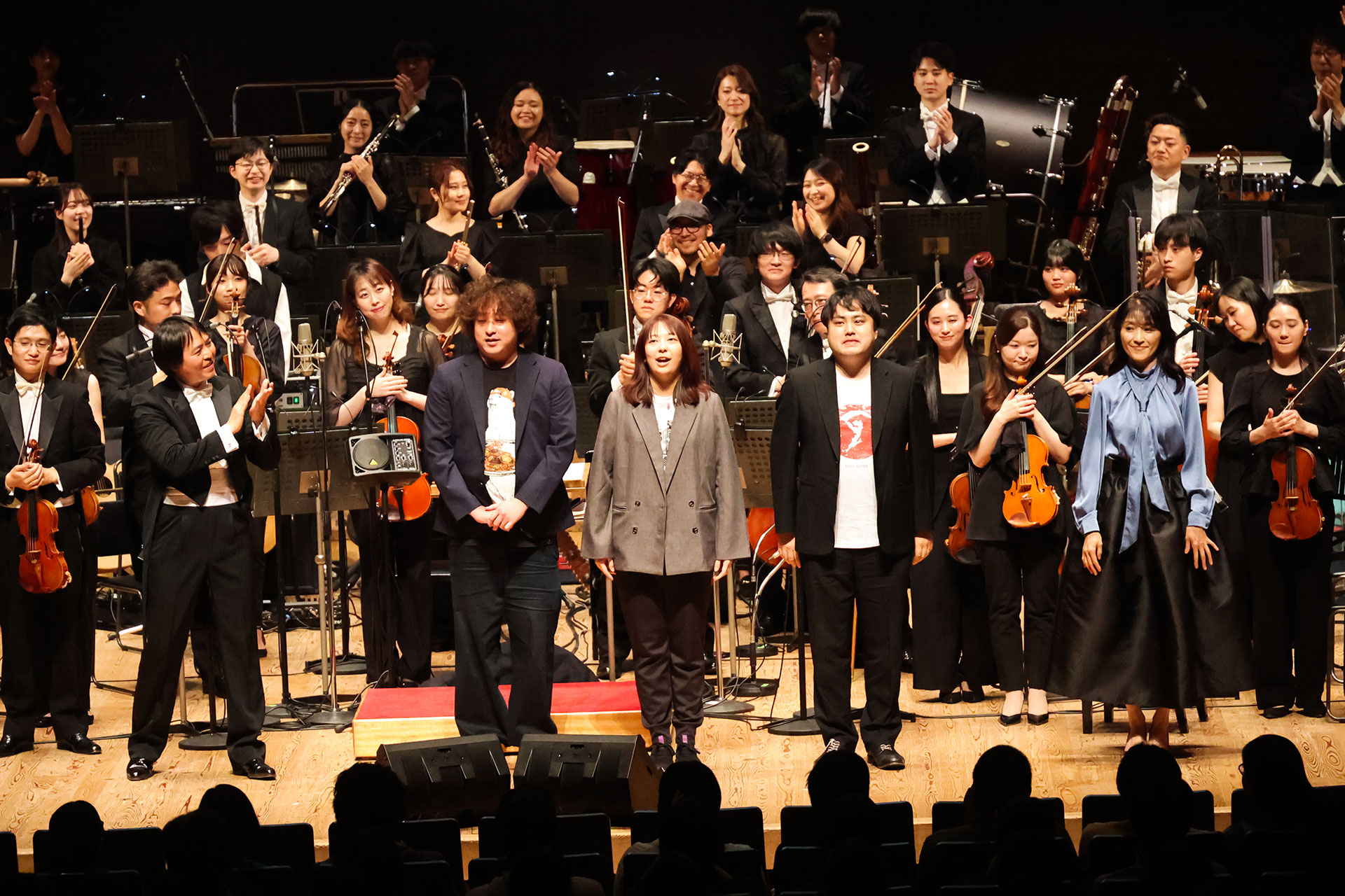 最後に演出を務めた山本和哉氏や編曲家の湖東ひとみ氏、庄司燦氏、東野美紀氏も登壇