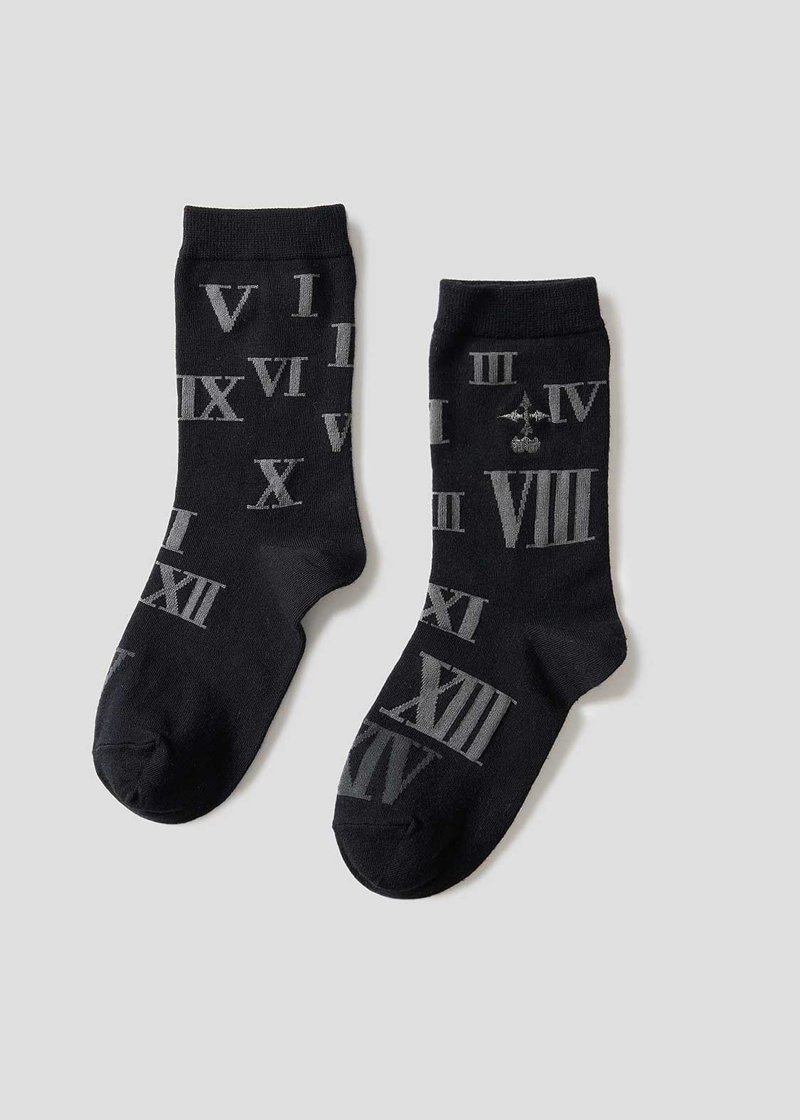 XIII機関 パターン｜ミドルソックス 1,200円