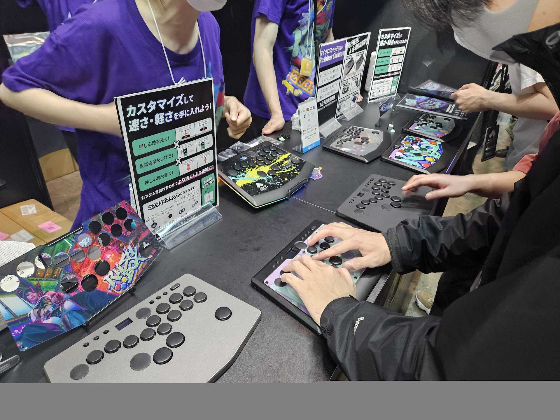 ブースにRushboxを持っていくと天板をもらえる