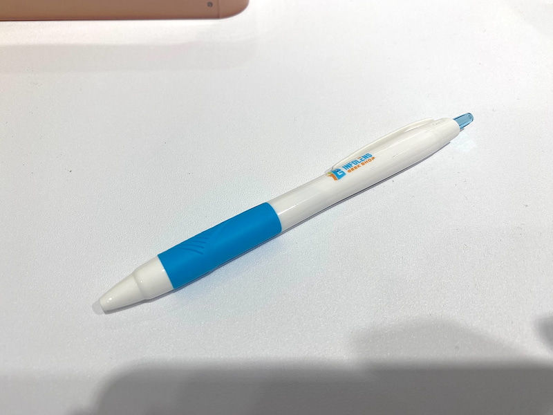他にもペンなどグッズも用意されている