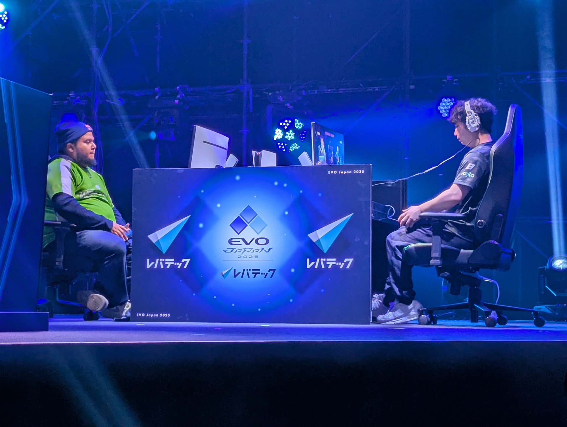 Winners2回戦はMenaRD選手とあきら選手の1戦は、MenaRD選手が勝利し、Winners Finalに進出を決めた