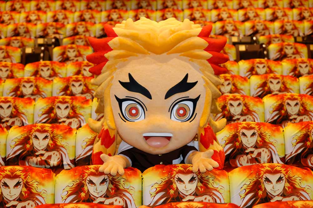 5月9日より7つの劇場にて煉󠄁獄杏寿郎カバーのシートジャックも開催中