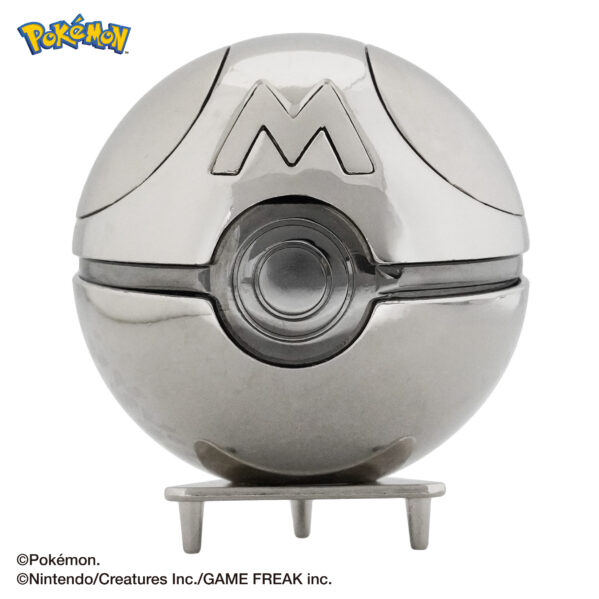 それぞれ美しく飾れる台座つき