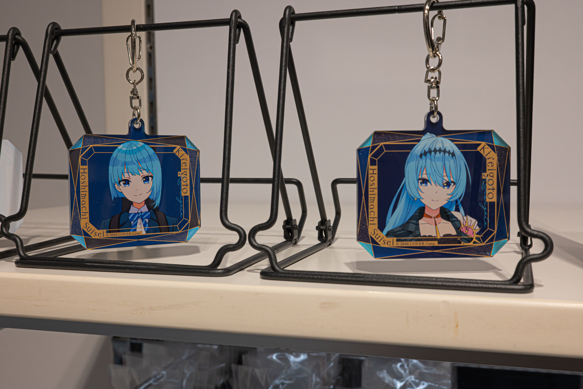 「綺麗事」MV公開記念グッズはイベントの巡回終了後、オンラインストア販売（ONLINE PARCO、CloverWorks Shop楽天市場店、Amazon CloverWorks Shopほか）での展開が予定されている