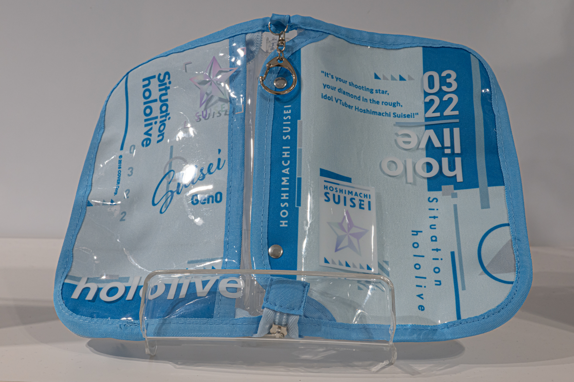 「綺麗事」MV公開記念グッズはイベントの巡回終了後、オンラインストア販売（ONLINE PARCO、CloverWorks Shop楽天市場店、Amazon CloverWorks Shopほか）での展開が予定されている