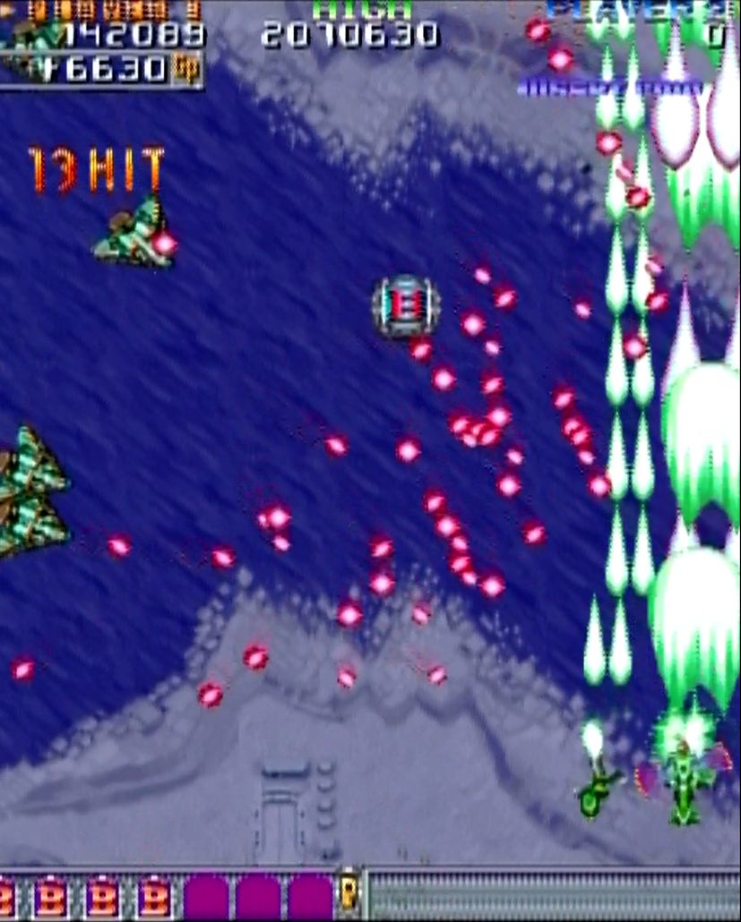 2周目以降は、撃ち返し弾が容赦なく飛んできて一気に難易度が上がる