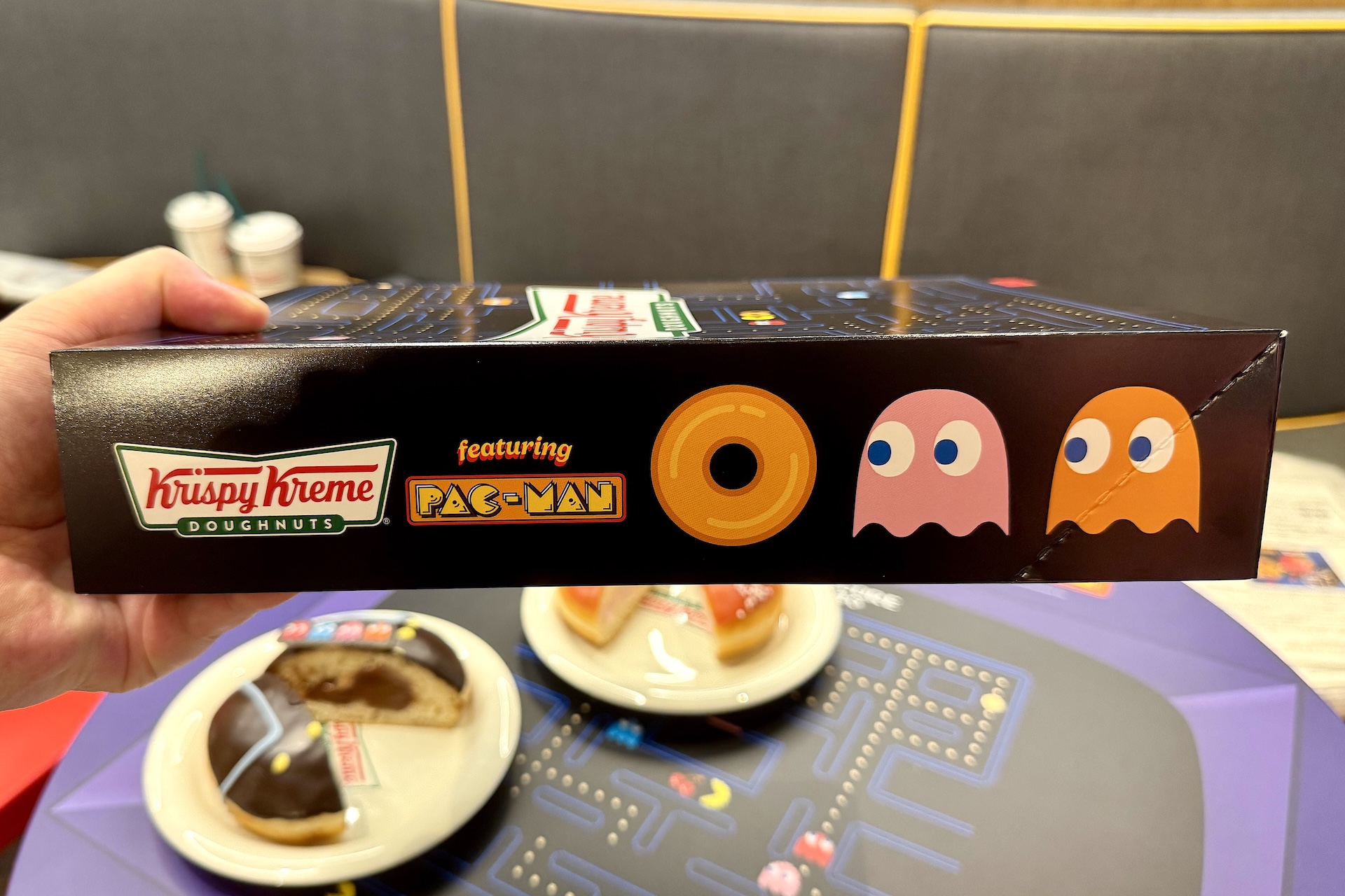 ボックスはサイド面もキャラクターたちがデザインされている