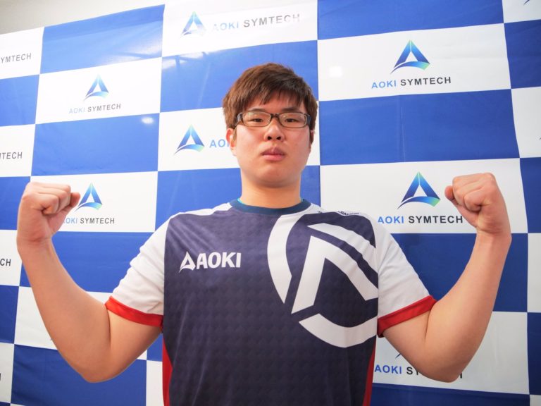 こばやん選手 Answer.M.Gaming公式サイトより