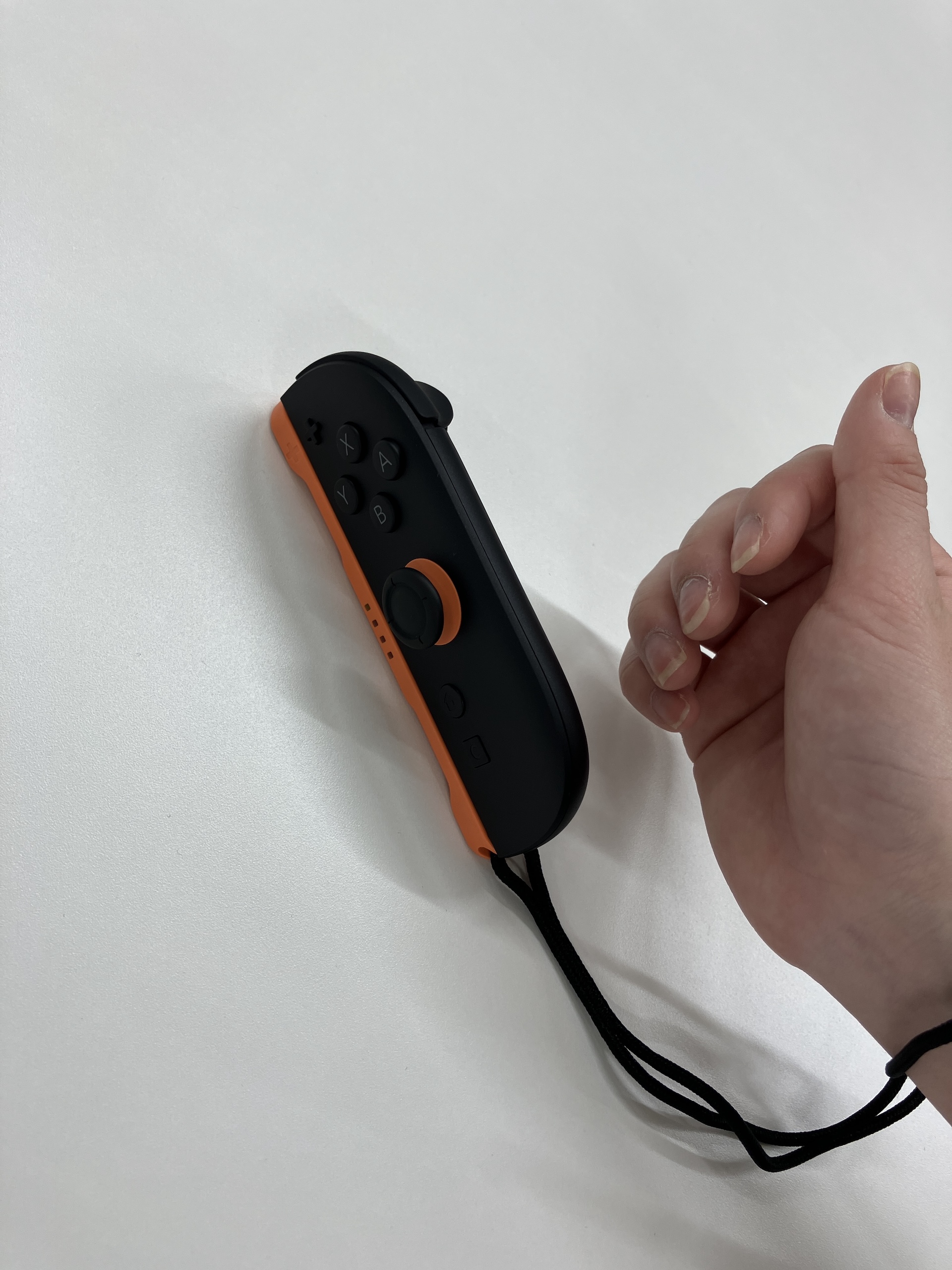 村人への指示やアイテム選択など直感的でスピーディーな操作と相性が良い部分が多い