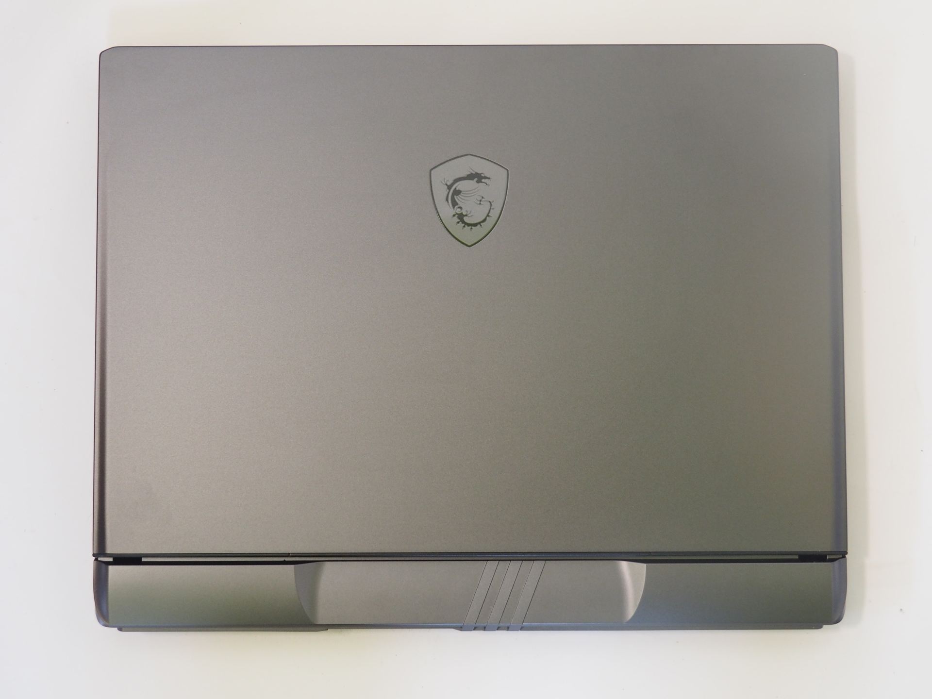 Vector 17 HX AI A2XWシリーズの上面