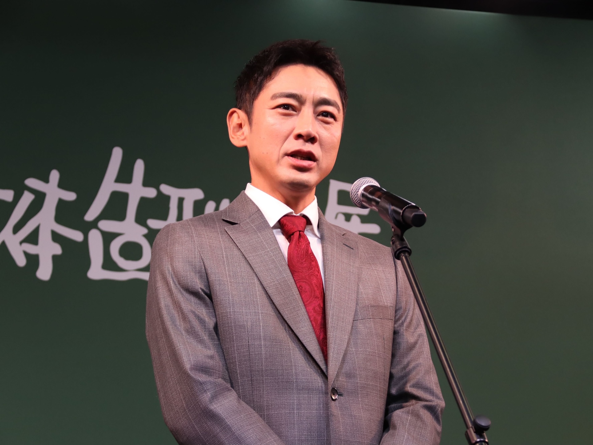 俳優の小泉孝太郎さん