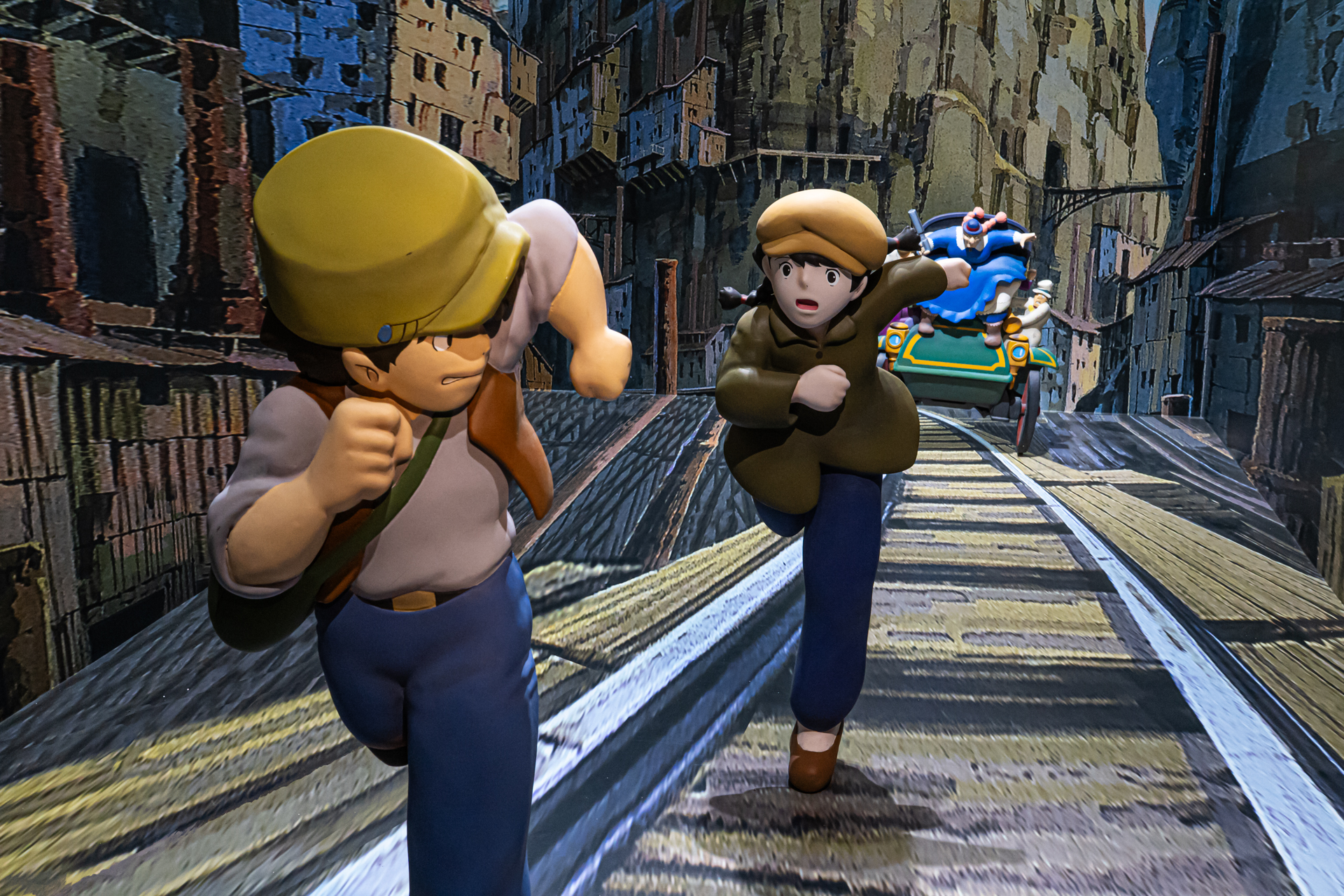 写真を撮る角度ごとに違った印象が楽しめる展示は、トリックアートにも似た感覚だ