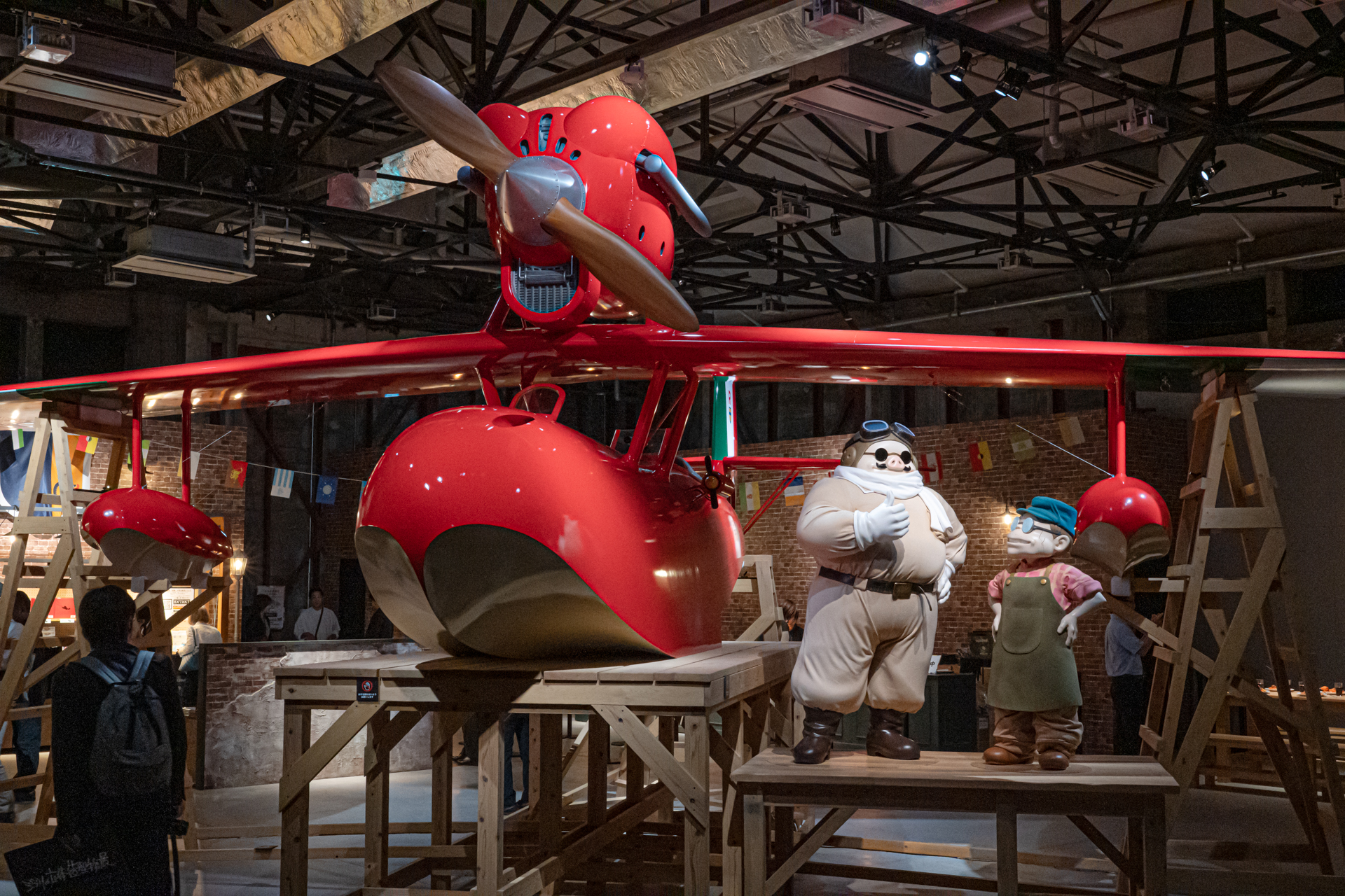 伊原弘氏が中心となって制作したサボイアS-21は、「紅の豚」の舞台となっている1920年代に実在した技術が用いられているとのこと