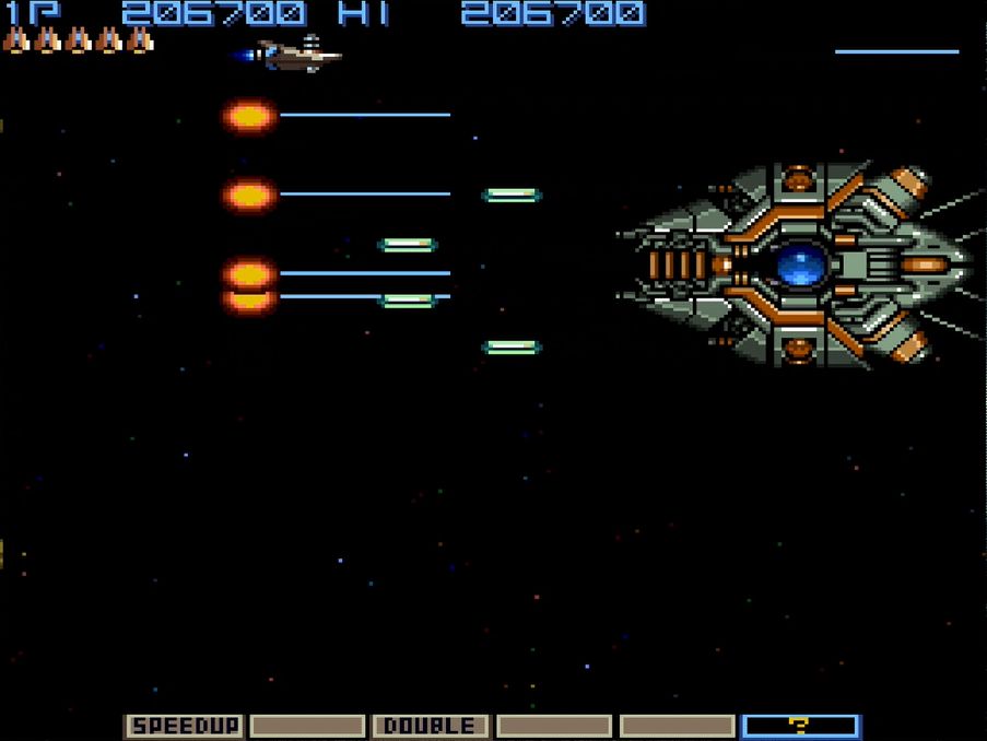 ステージ1～5のボスキャラにあたるビッグコア。そのサイズと威圧感は凄まじいものがあった