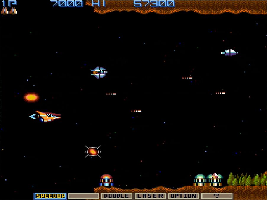 5個目の「オプション」を選択すると、自機をトレースしながら動き、自機と同じ攻撃性能を持つ球体が出現。同時に最大4個まで装着が可能