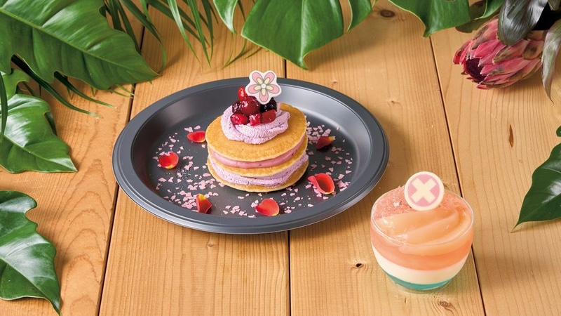 ロビンのハナハナ ミックスベリー・ミニパンケーキ（左）/チョッパーのピーチゼリー＆パンナコッタ（右）