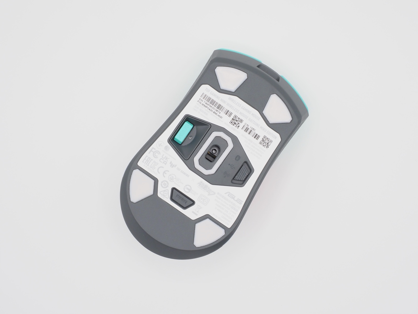 USBレシーバーは裏面に収納できる