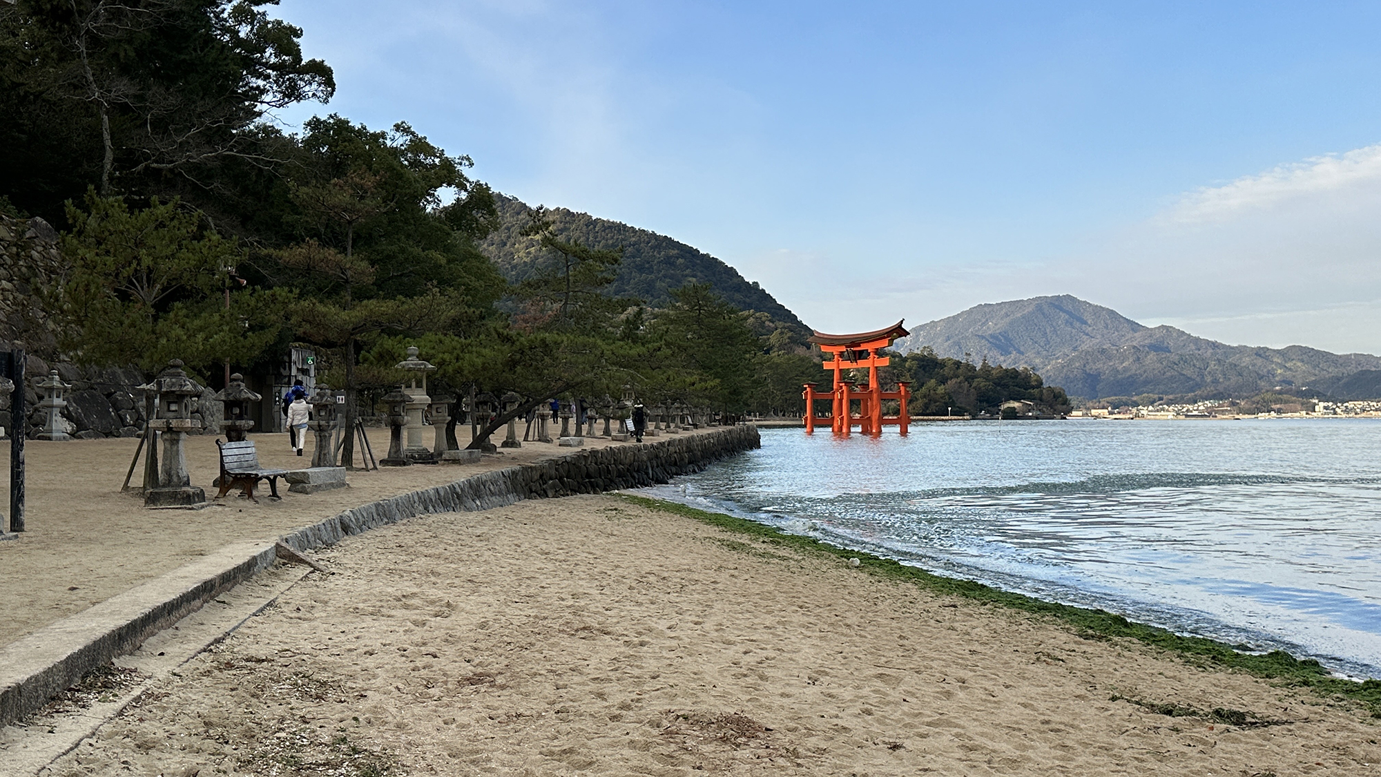 厳島の戦いに想いを馳せての聖地巡礼もはかどる（筆者撮影）