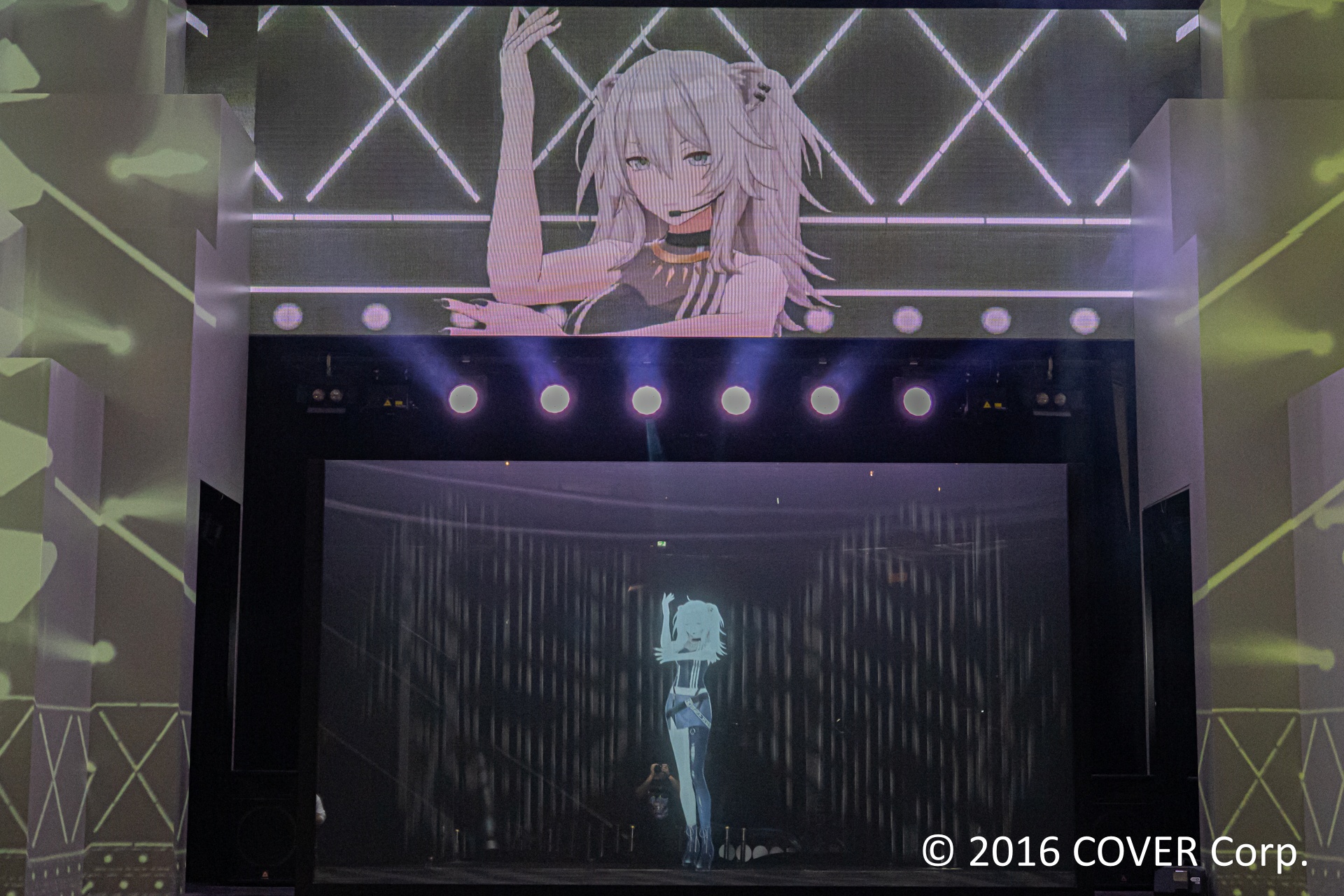 思わず体が動いてしまう鉄板オブ鉄板なセットリスト。本イベントのために新録された歌は必聴だ