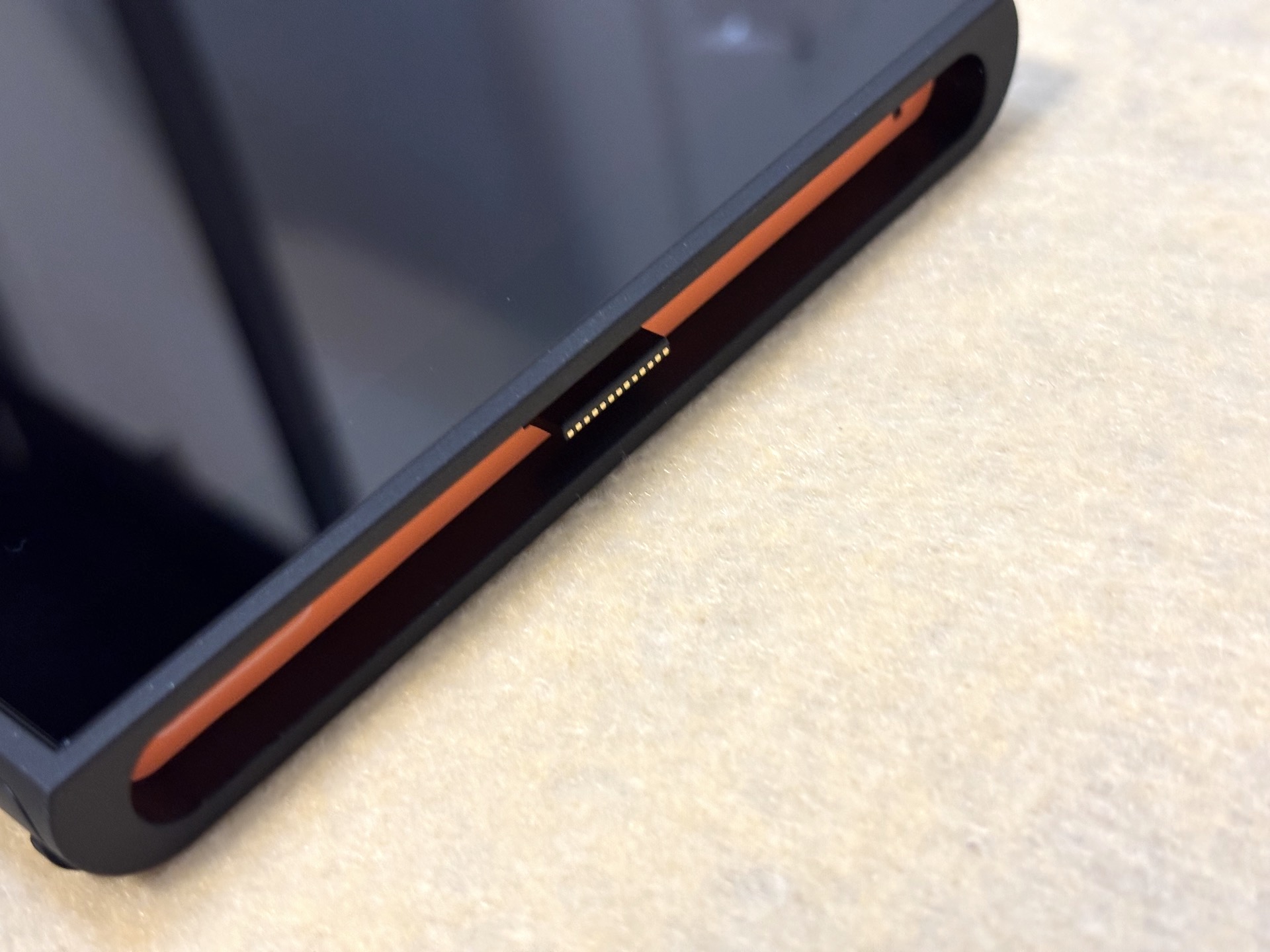 「Joy-Con 2」の取り付けマグネット