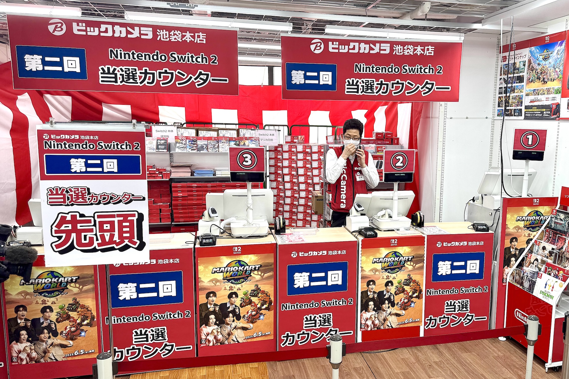 こちらが7階の特設レジだ。ここでは第2回抽選の当選者専用レジとなっている