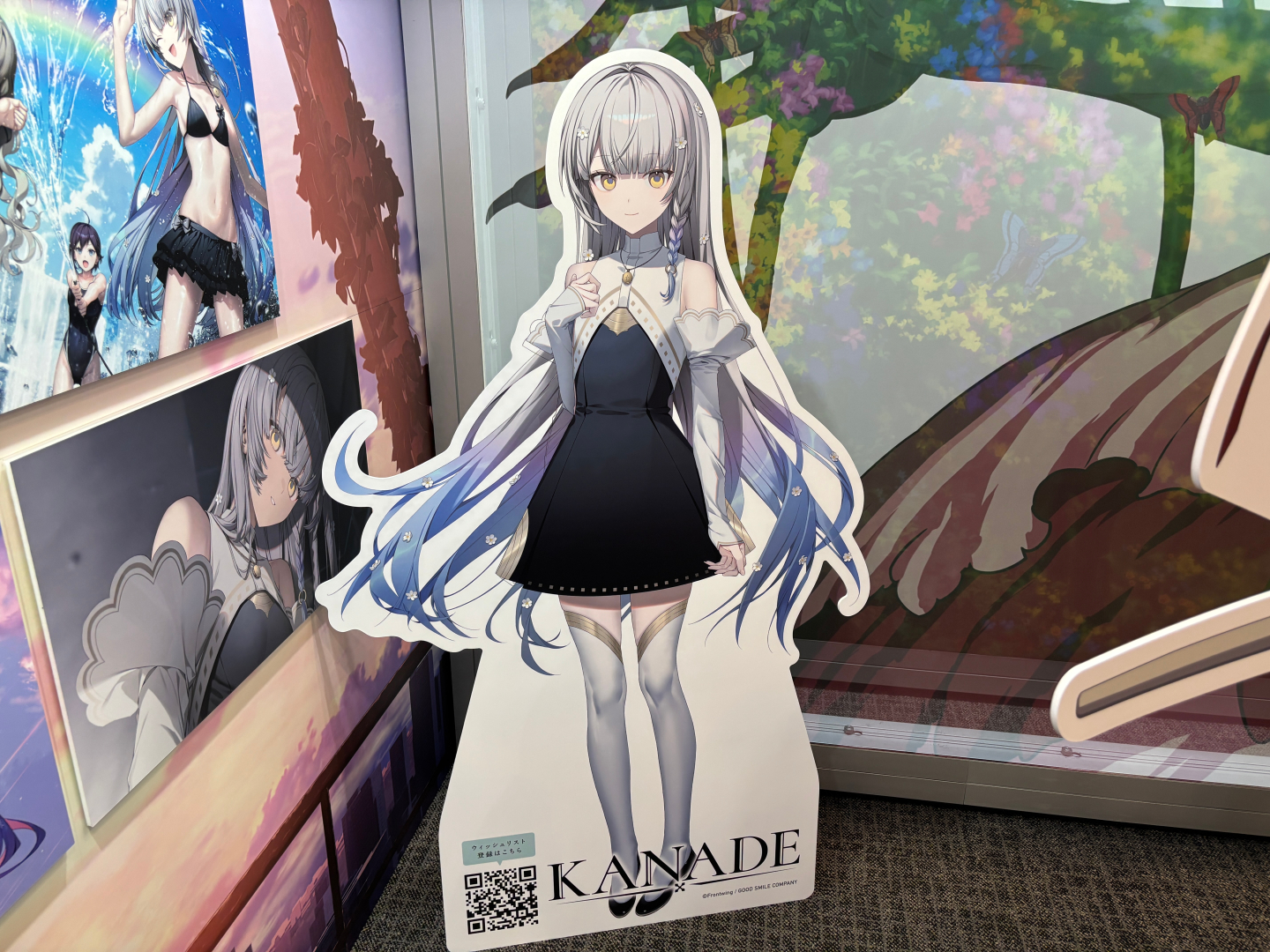 「KANADE」はヒロイン・カナデのパネルが設置！