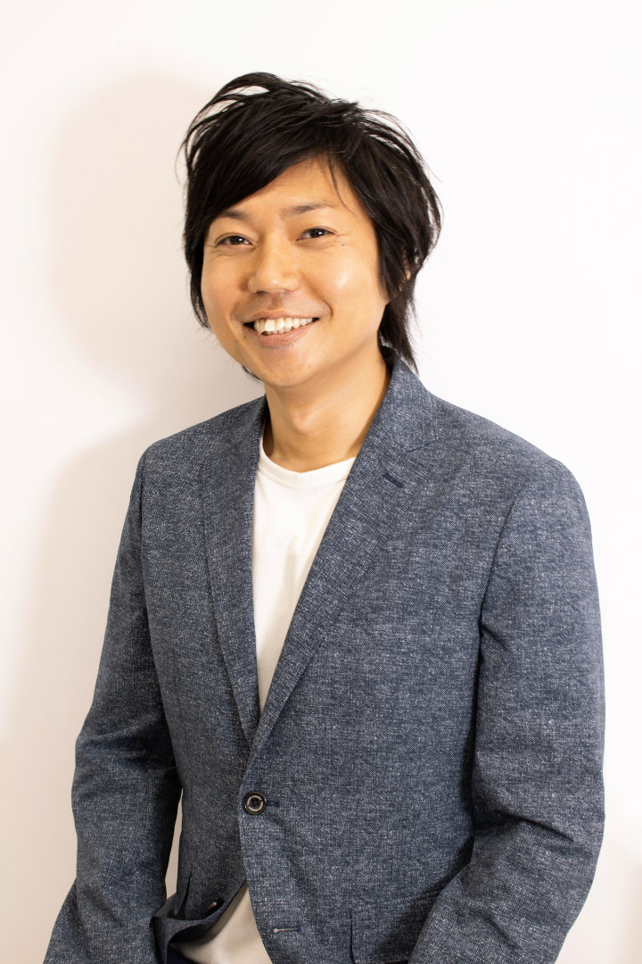 ディレクター二瓶賢氏