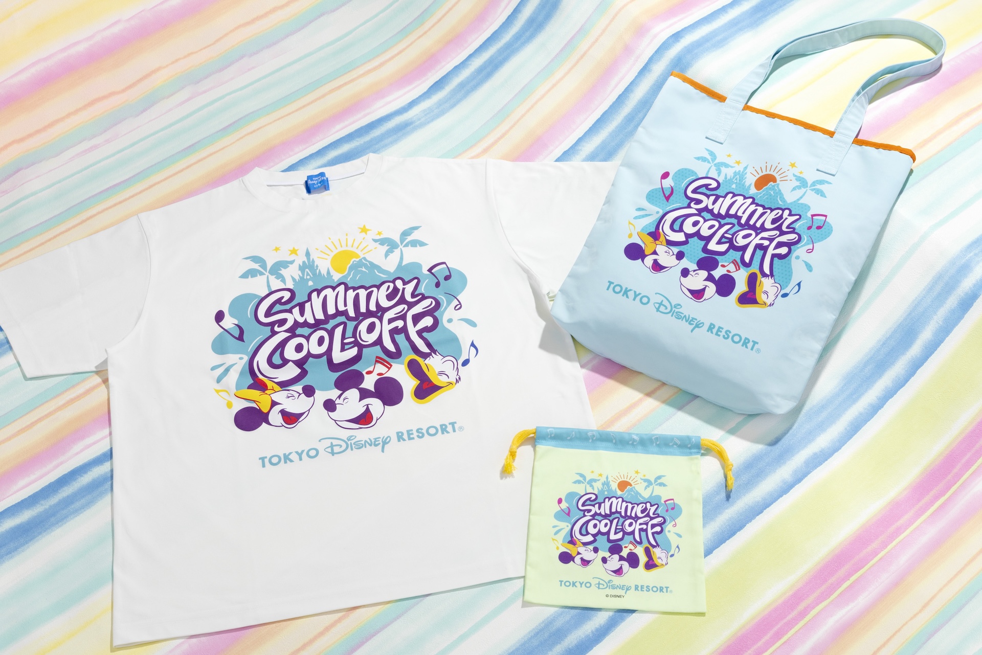 Ｔシャツ 4,500円 ※吸水性と速乾性に優れた生地使用、トートバッグ 3,500円、きんちゃく 900円