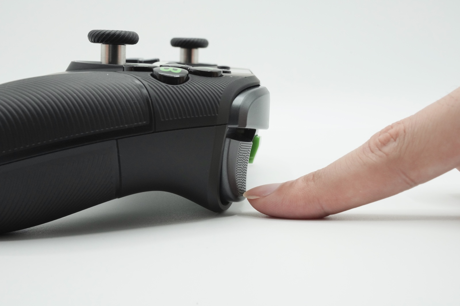 アナログトリガーの時はRPGやレースなど幅広いゲームにあう