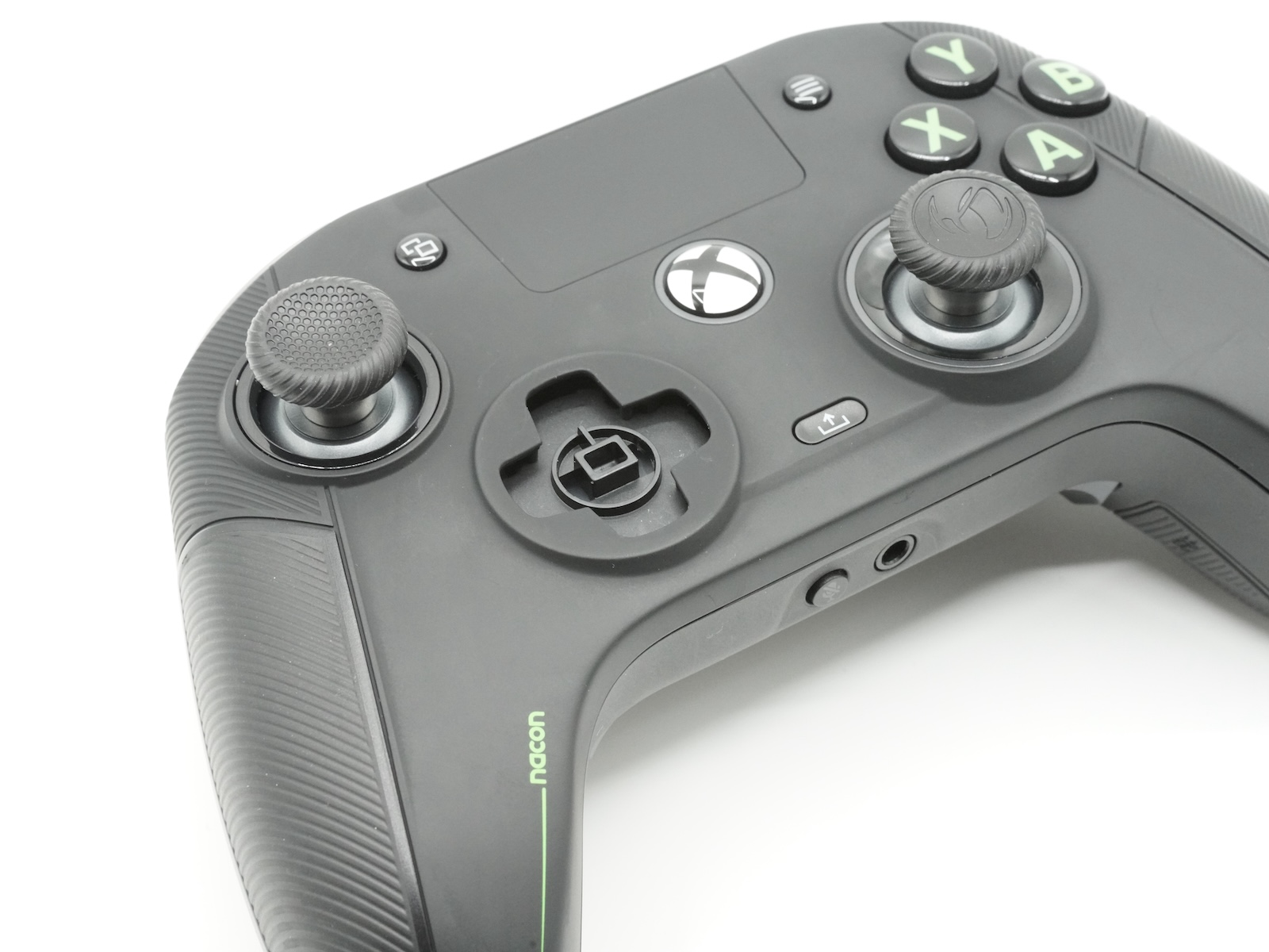 向きが決まっているので、簡単に脱着可能