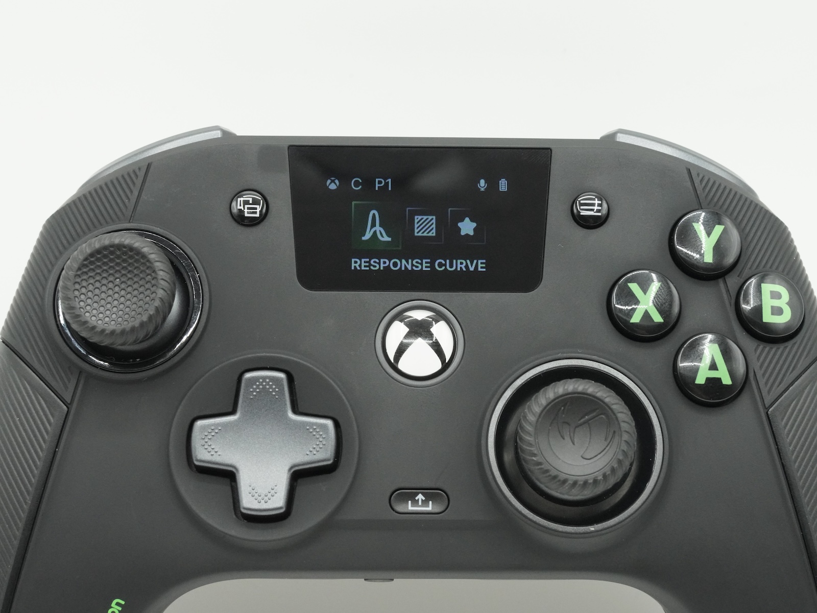 プリセットの中から感度を選択できる「RESPONSE CURVE」