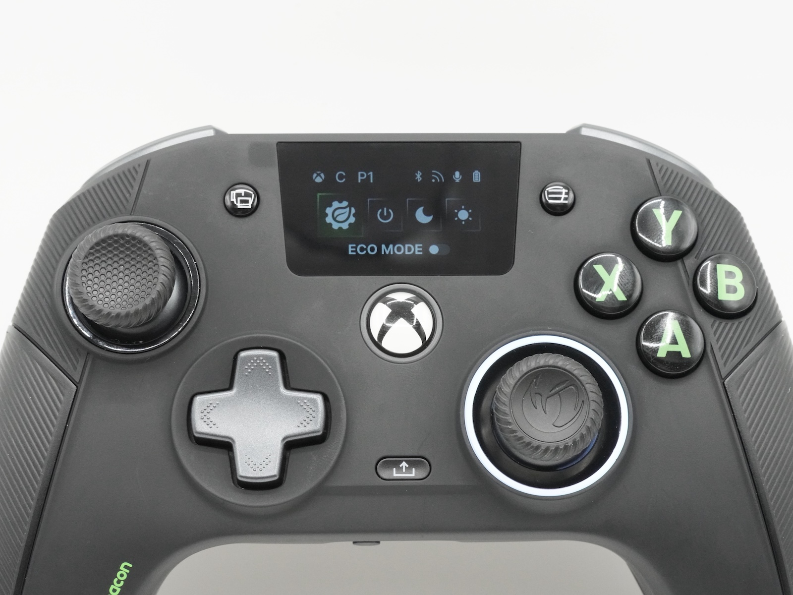 省電力設定など、PC要らずでさまざまな設定が可能だ