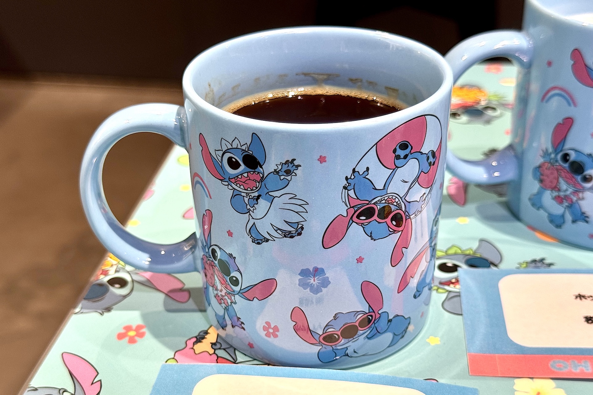 オリジナルマグカップは追加料金で購入可能。マグカップ 2,200円