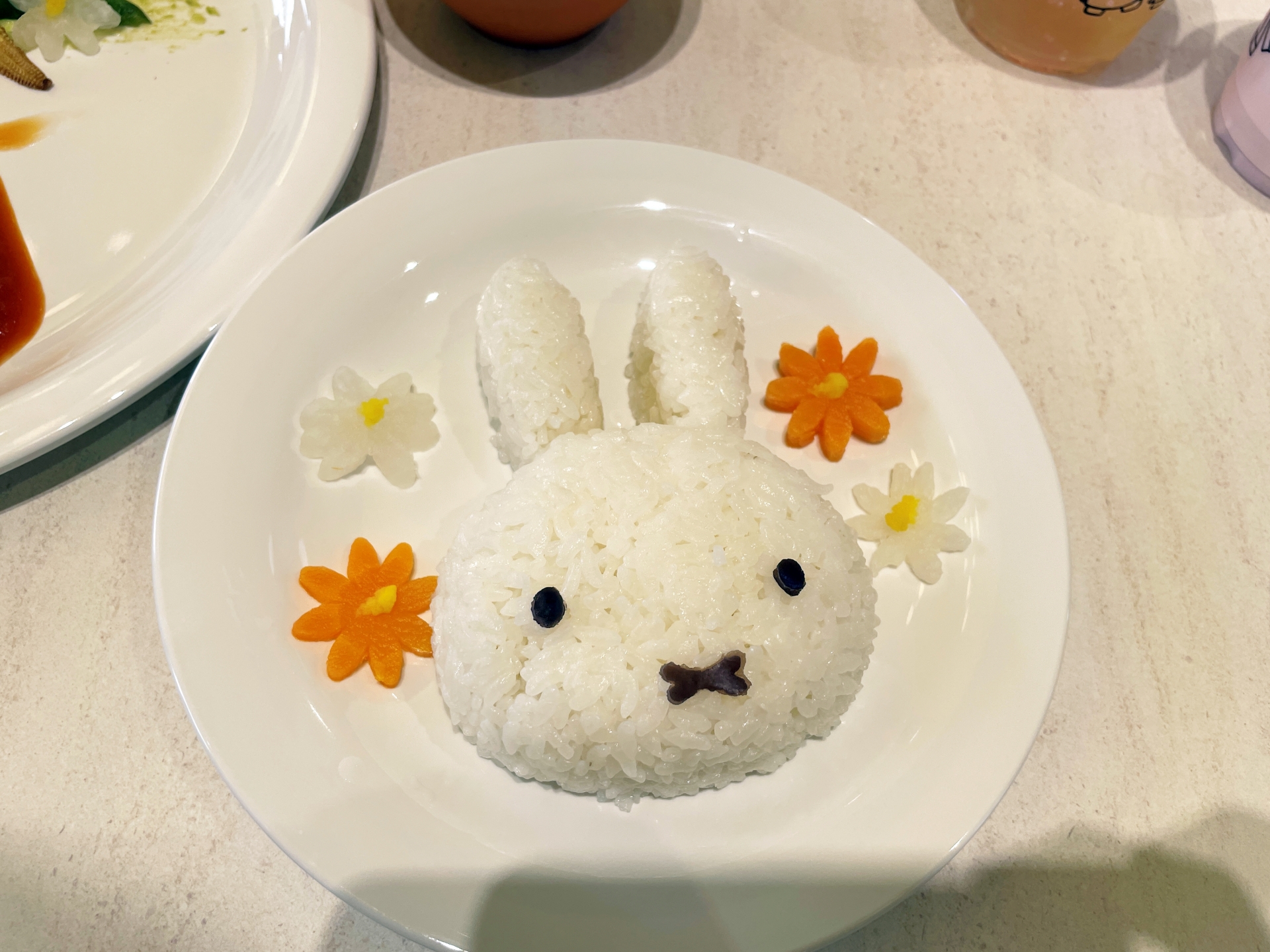 ミッフィーのセレブレーションハンバーグ 2,500円