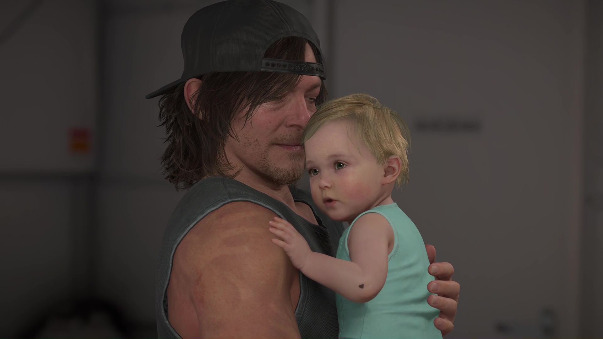 かつてはBBだったルー。左腕に小さなハート型のあざがある