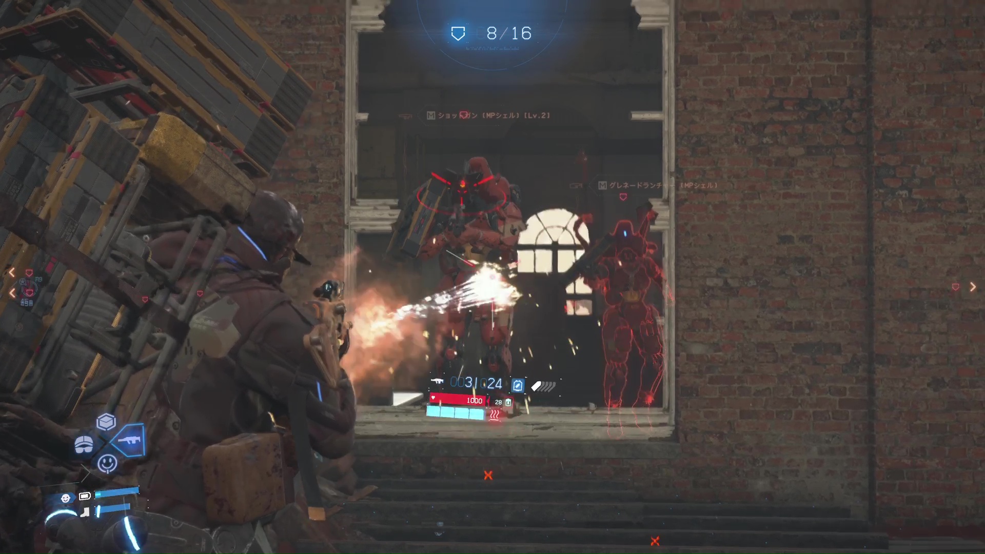 赤い色をしたロボット、ゴーストメック。いくつかの種類が存在し、攻撃手段や耐久力などが異なる