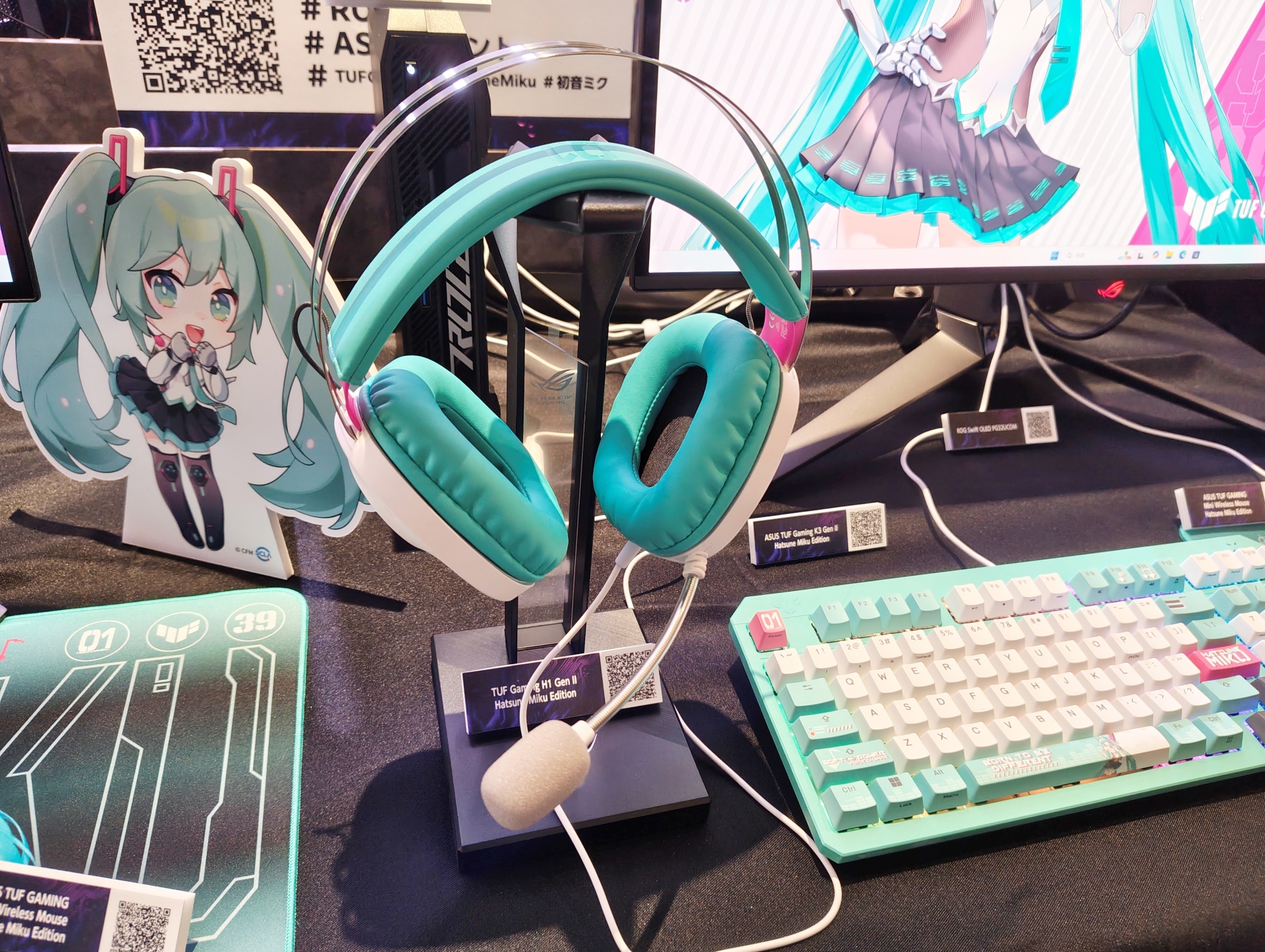 コラボヘッドセット「TUF Gaming H1 Gen II Hatsune Miku Edition」